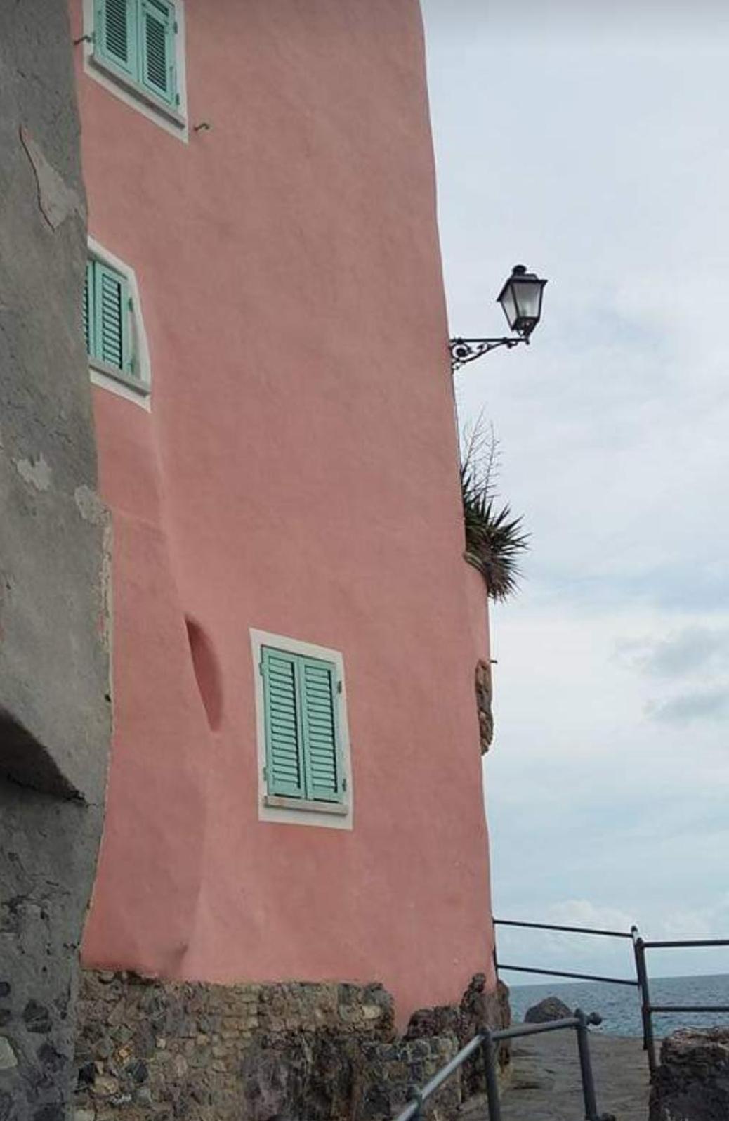 Il Pepe Rosa Di Anna E Silvano Sarzana Exterior photo